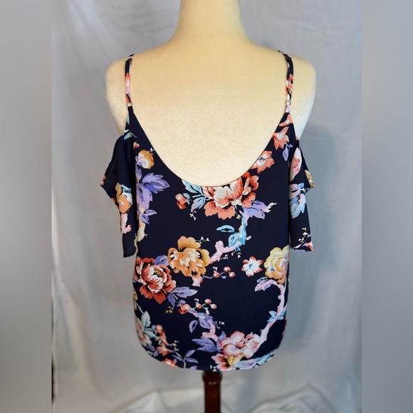 Adelyn Rae tank - Picture 3 of 5